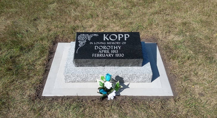 What Makes Granite A Great Choice For A Headstone Memorial?