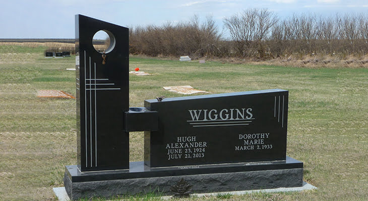 Benefits Of Custom Cemetery Monuments