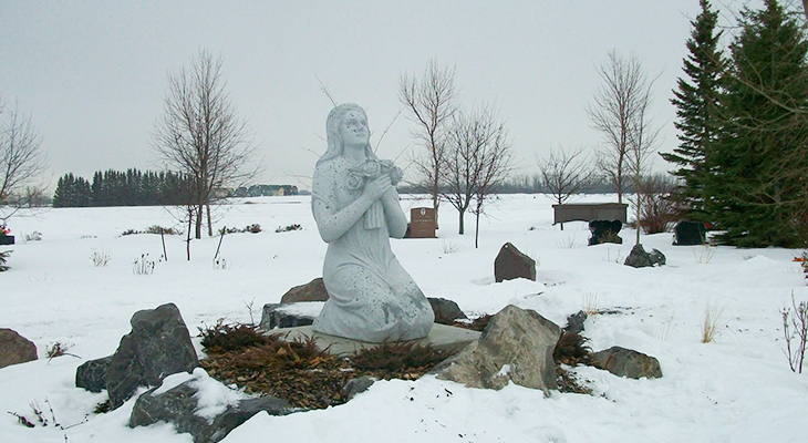 The Impact Of Climate On Headstone Durability